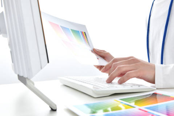 ラクスクのWebサイト制作はデザインや制作をプロに任せて、本業に集中したい方におすすめ